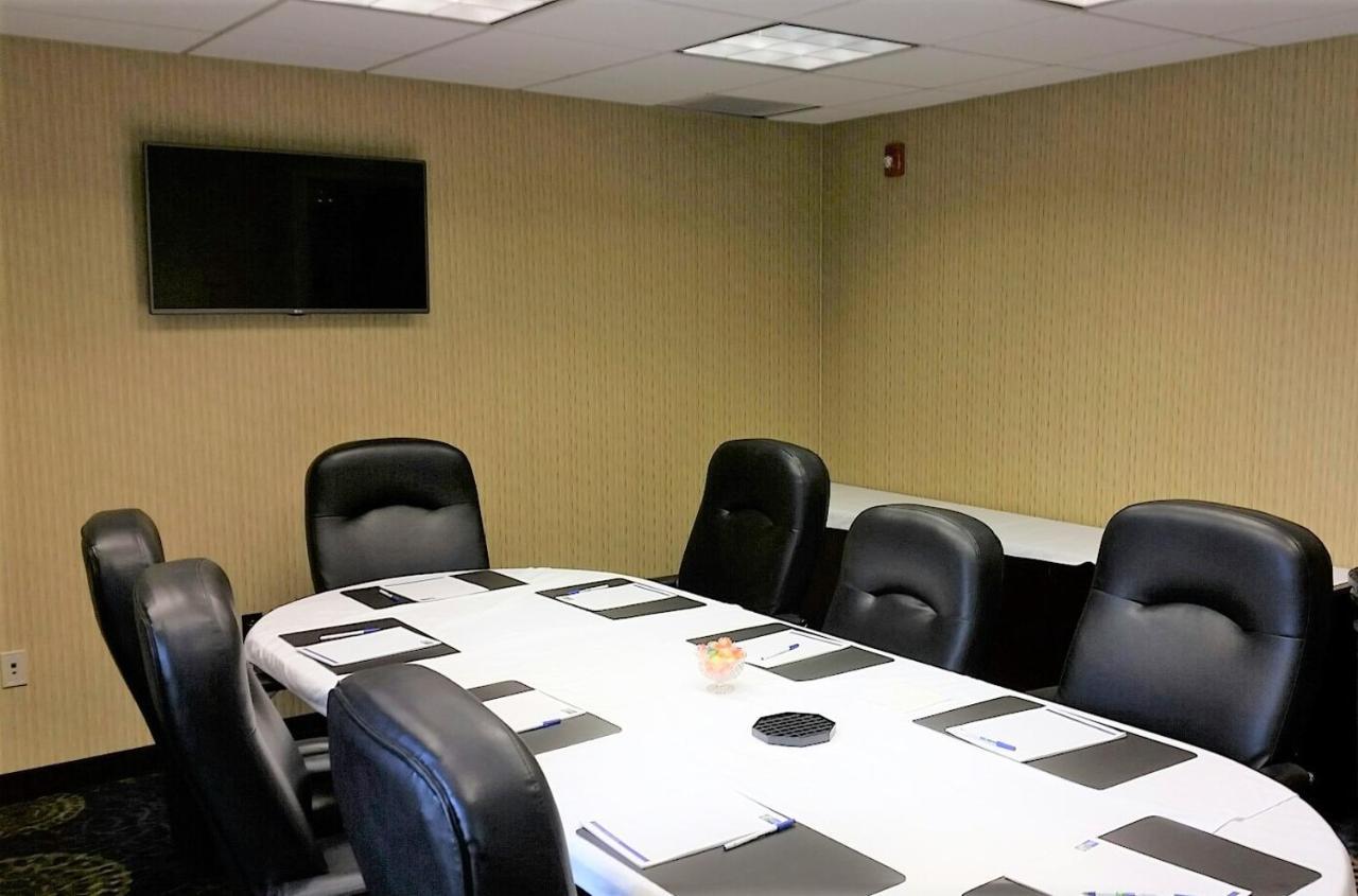 Holiday Inn Express Hotel & Suites Pittsburgh Airport By Ihg Robinson Township Zewnętrze zdjęcie