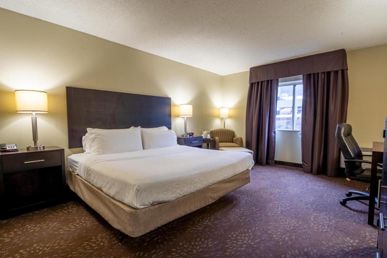 Holiday Inn Express Hotel & Suites Pittsburgh Airport By Ihg Robinson Township Zewnętrze zdjęcie