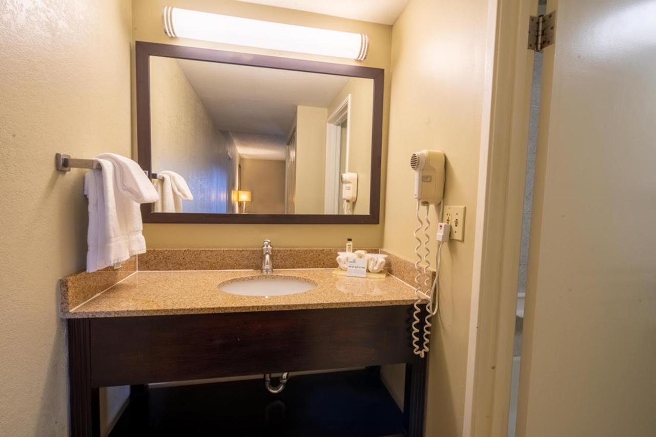 Holiday Inn Express Hotel & Suites Pittsburgh Airport By Ihg Robinson Township Zewnętrze zdjęcie