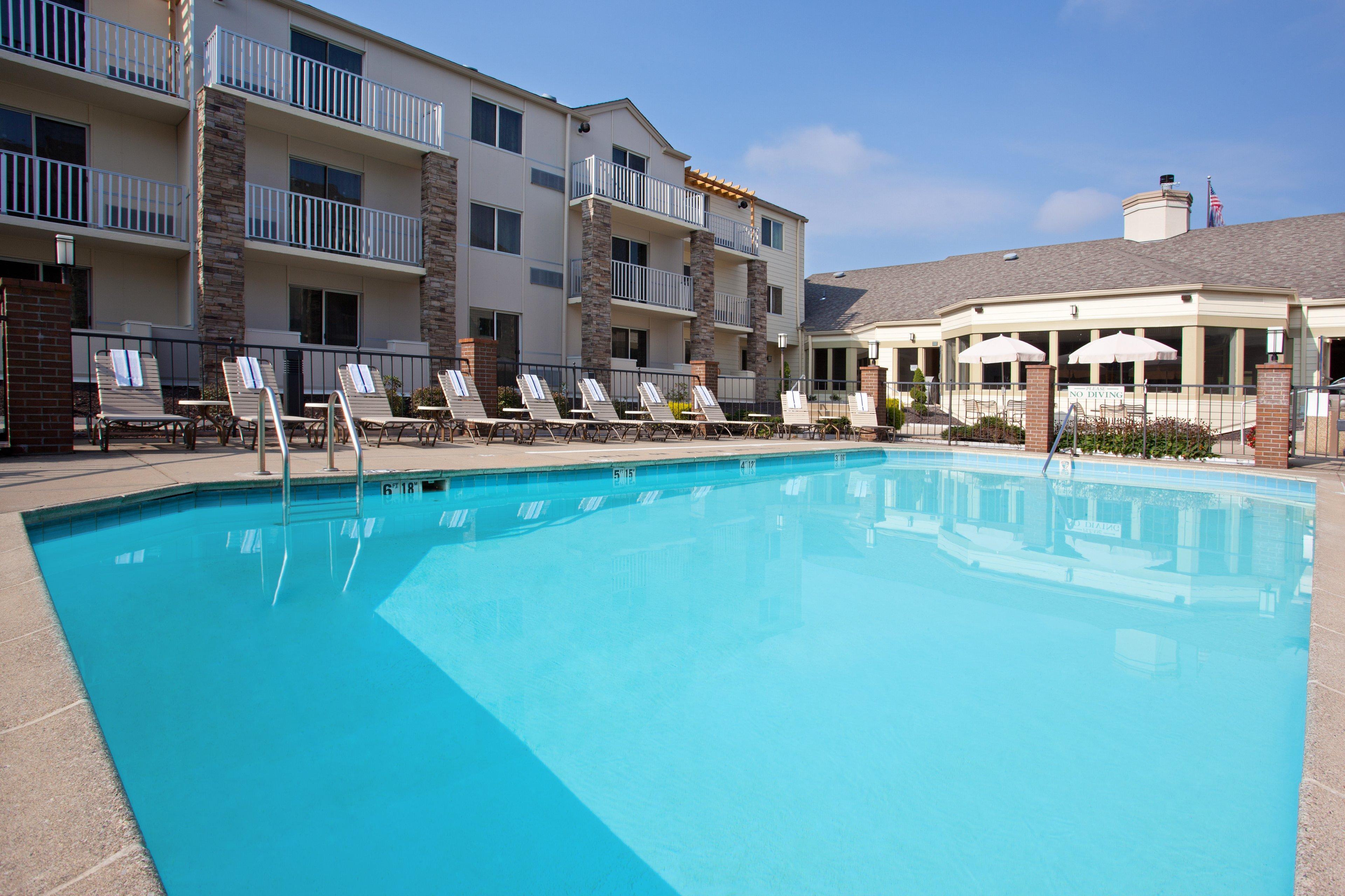 Holiday Inn Express Hotel & Suites Pittsburgh Airport By Ihg Robinson Township Zewnętrze zdjęcie