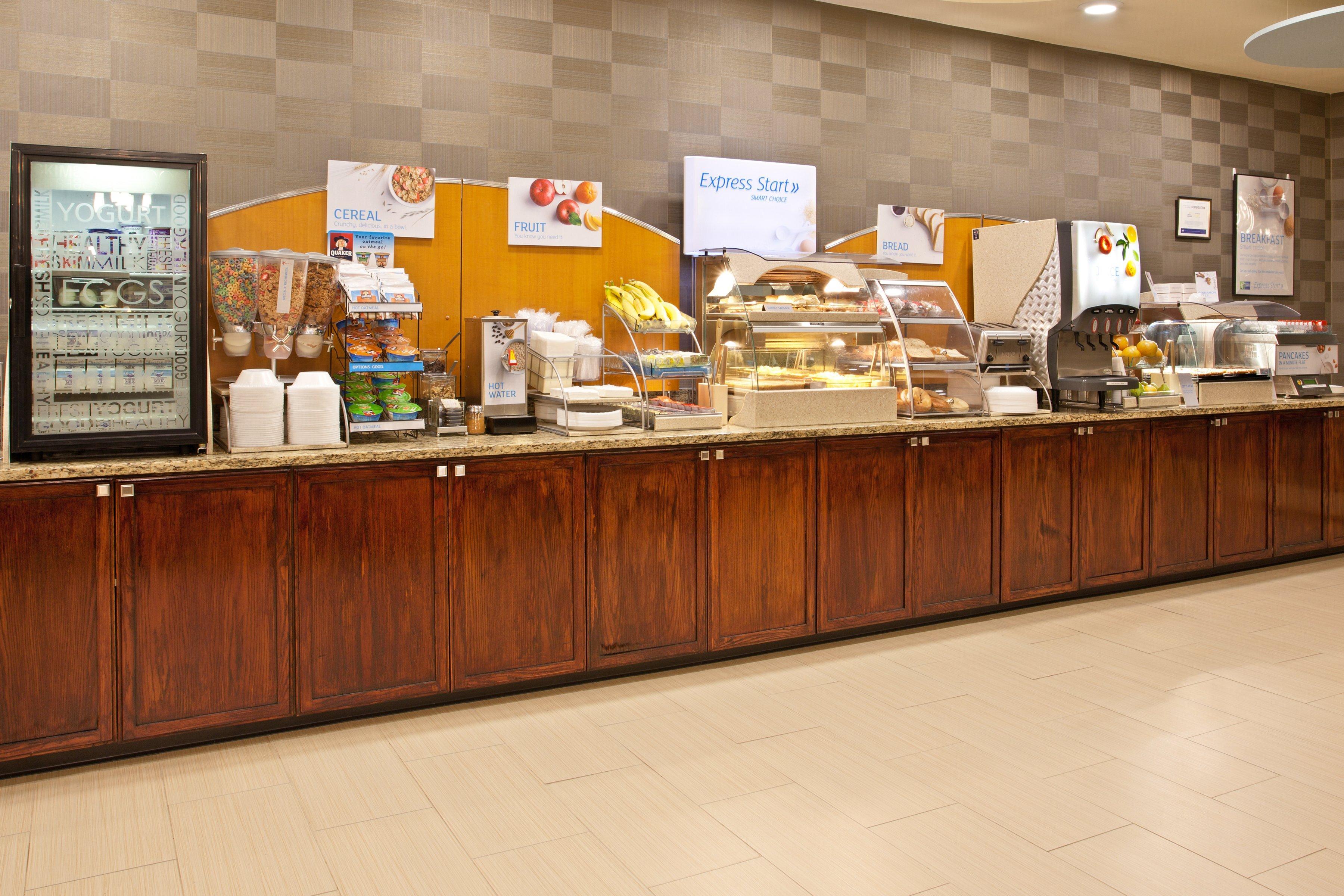 Holiday Inn Express Hotel & Suites Pittsburgh Airport By Ihg Robinson Township Zewnętrze zdjęcie