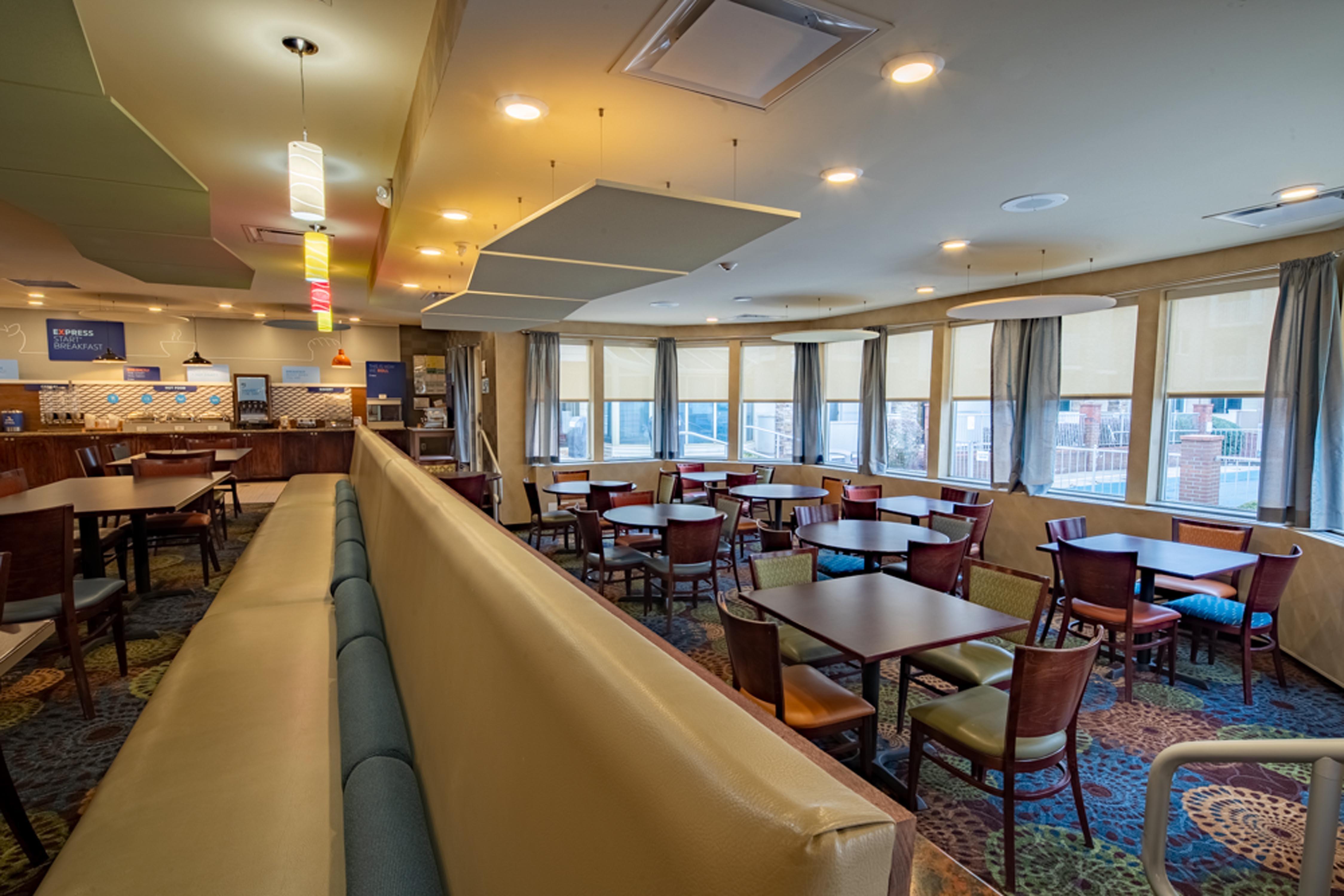 Holiday Inn Express Hotel & Suites Pittsburgh Airport By Ihg Robinson Township Zewnętrze zdjęcie