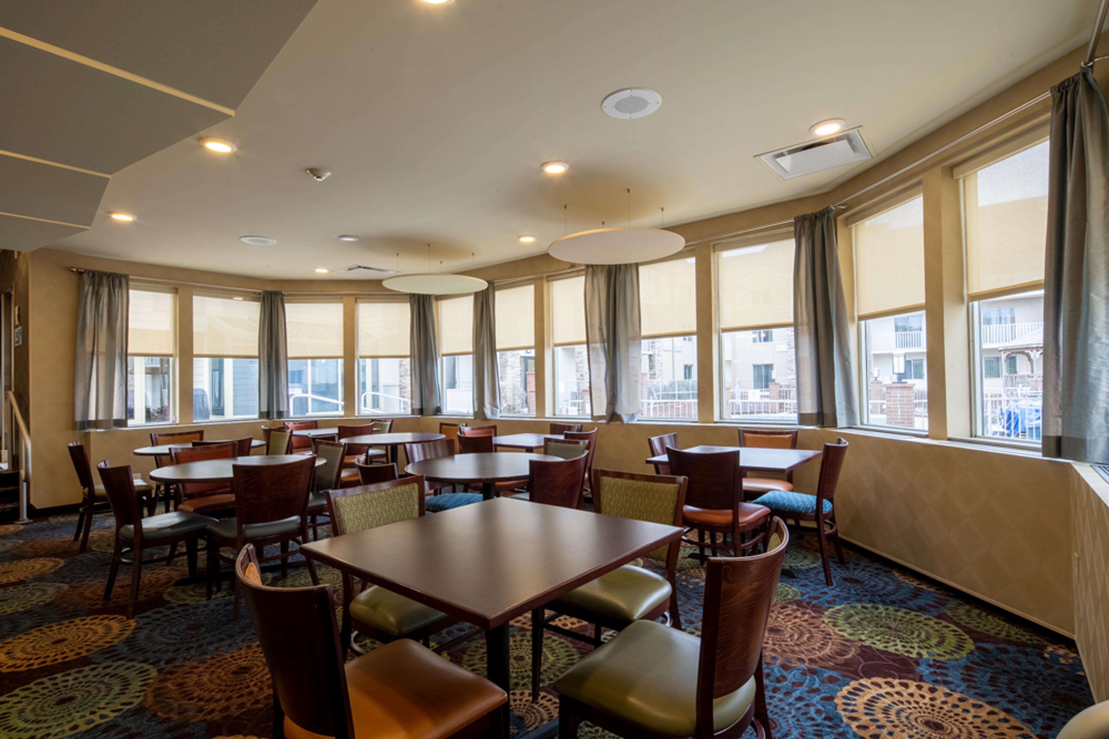 Holiday Inn Express Hotel & Suites Pittsburgh Airport By Ihg Robinson Township Zewnętrze zdjęcie